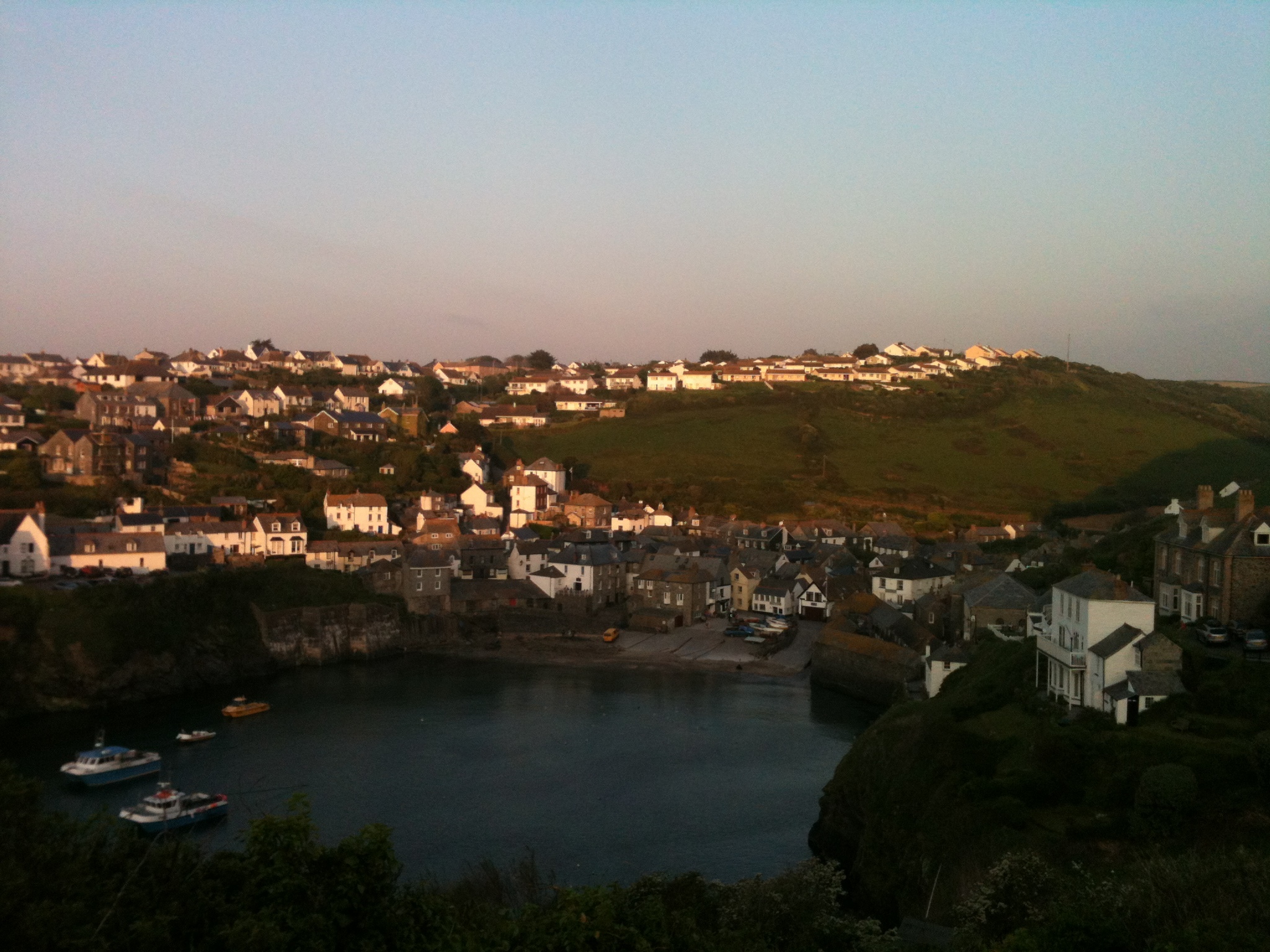 Hill Station - HD Wallpaper 