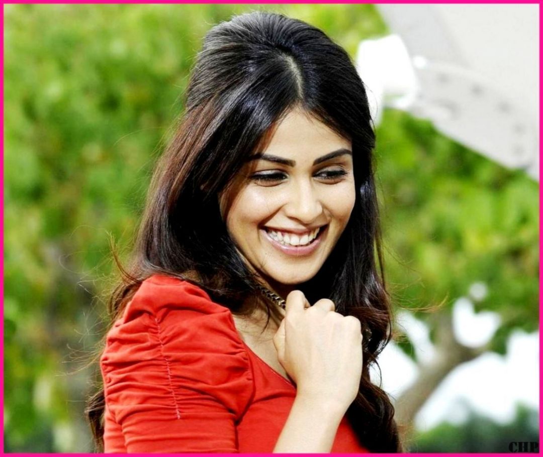 Android, Iphone, Desktop Hd Backgrounds / Wallpapers - Genelia D Souza Cute - HD Wallpaper 
