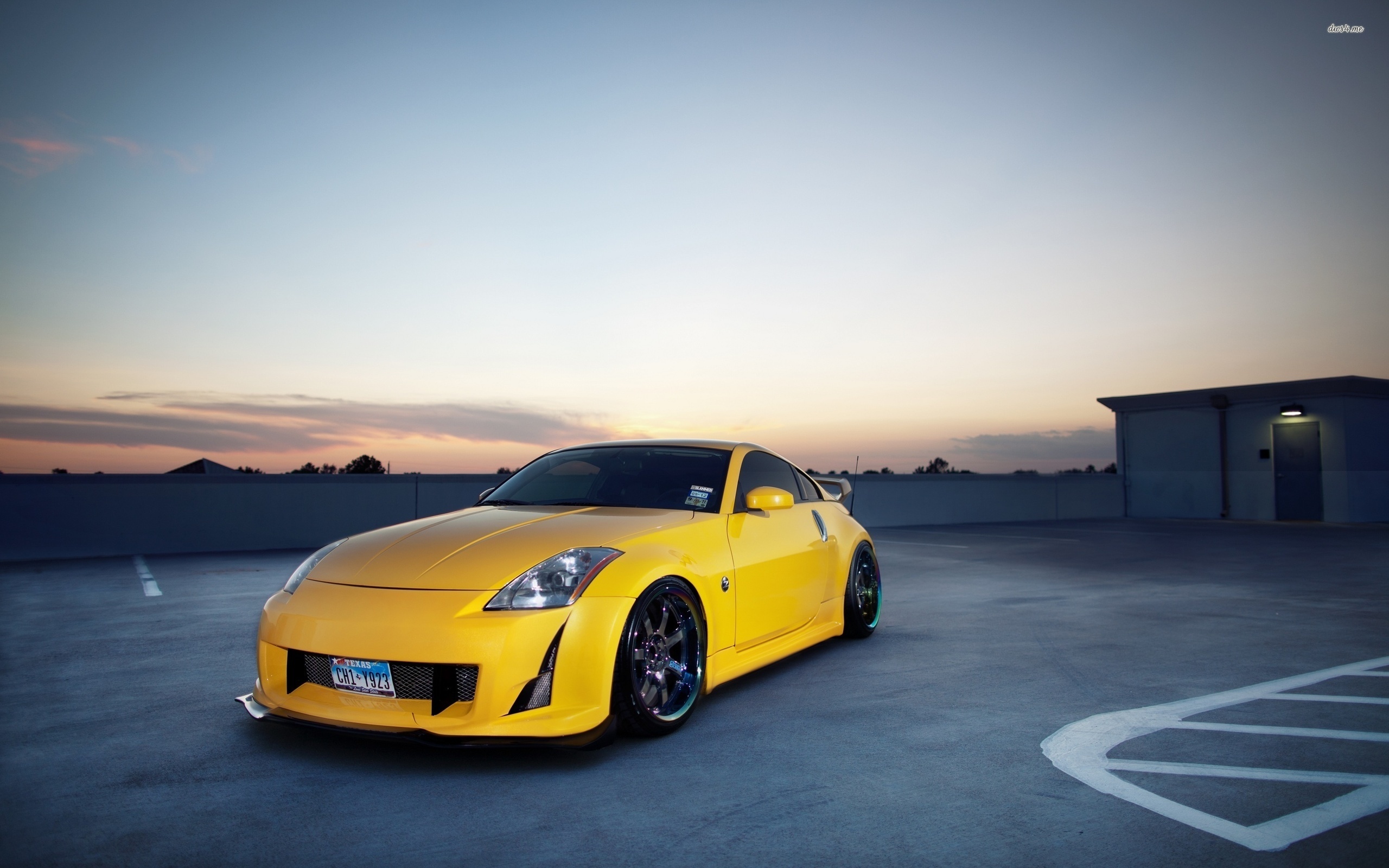 Nissan 350z Yellow - HD Wallpaper 