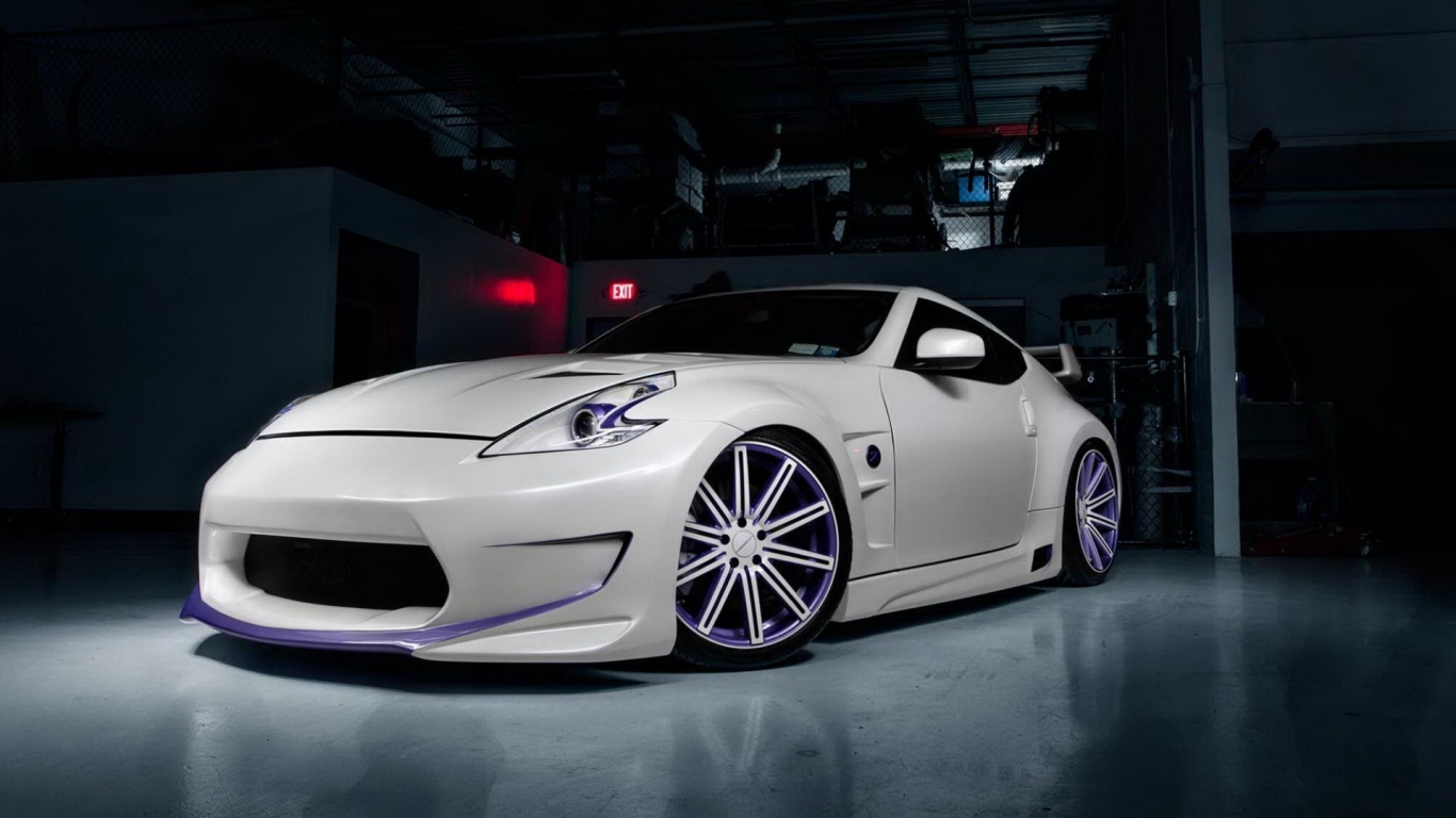 Nissan 370z White Tuned - HD Wallpaper 