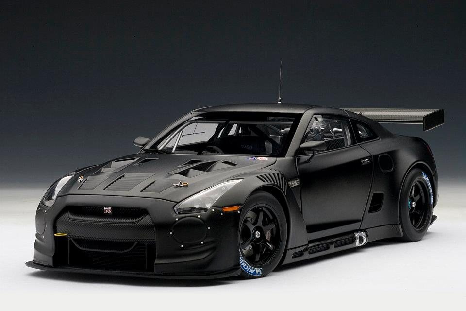 Black Nissan Gtr 2014 Hd Wallpaper - Nissan Gtr Custom Black - HD Wallpaper 