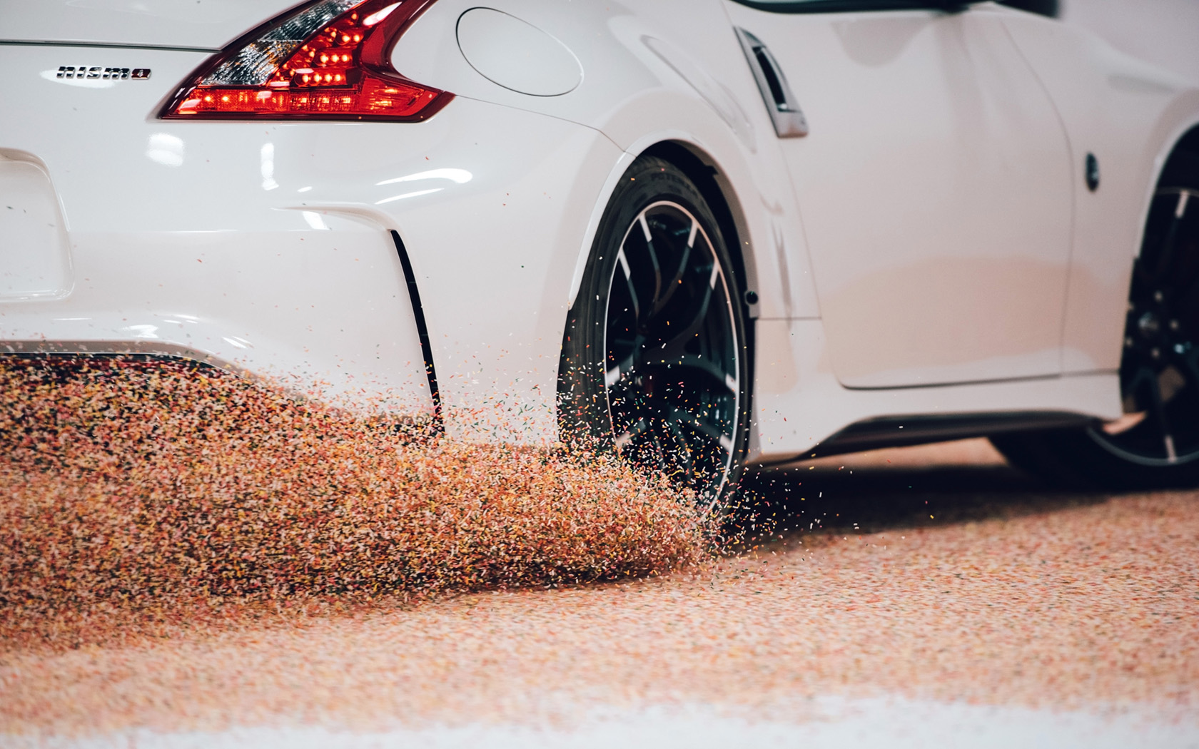 Nissan 370z - HD Wallpaper 