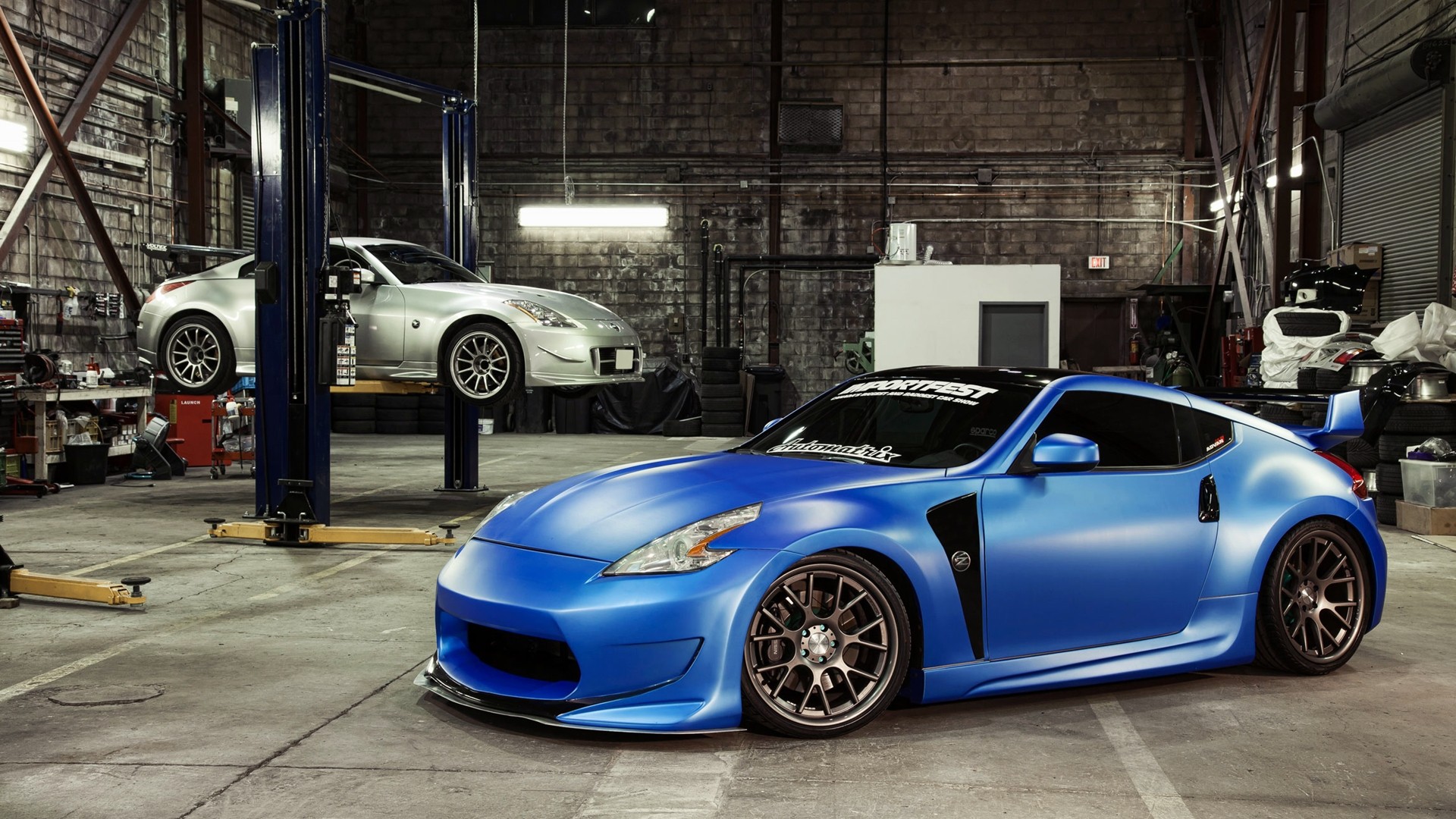 Wallpaper - Blue Nissan 350z Body Kit - HD Wallpaper 