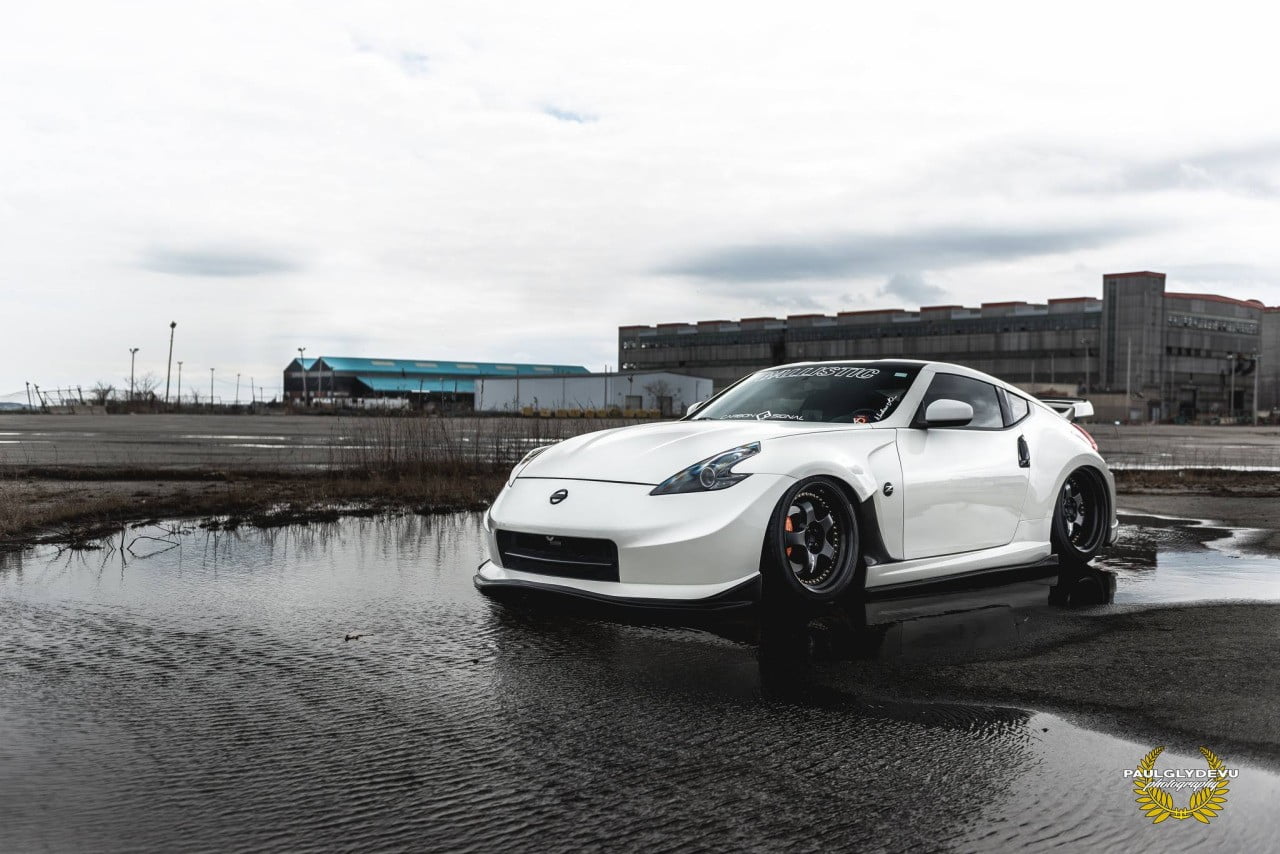 370z Nismo White Stance - HD Wallpaper 