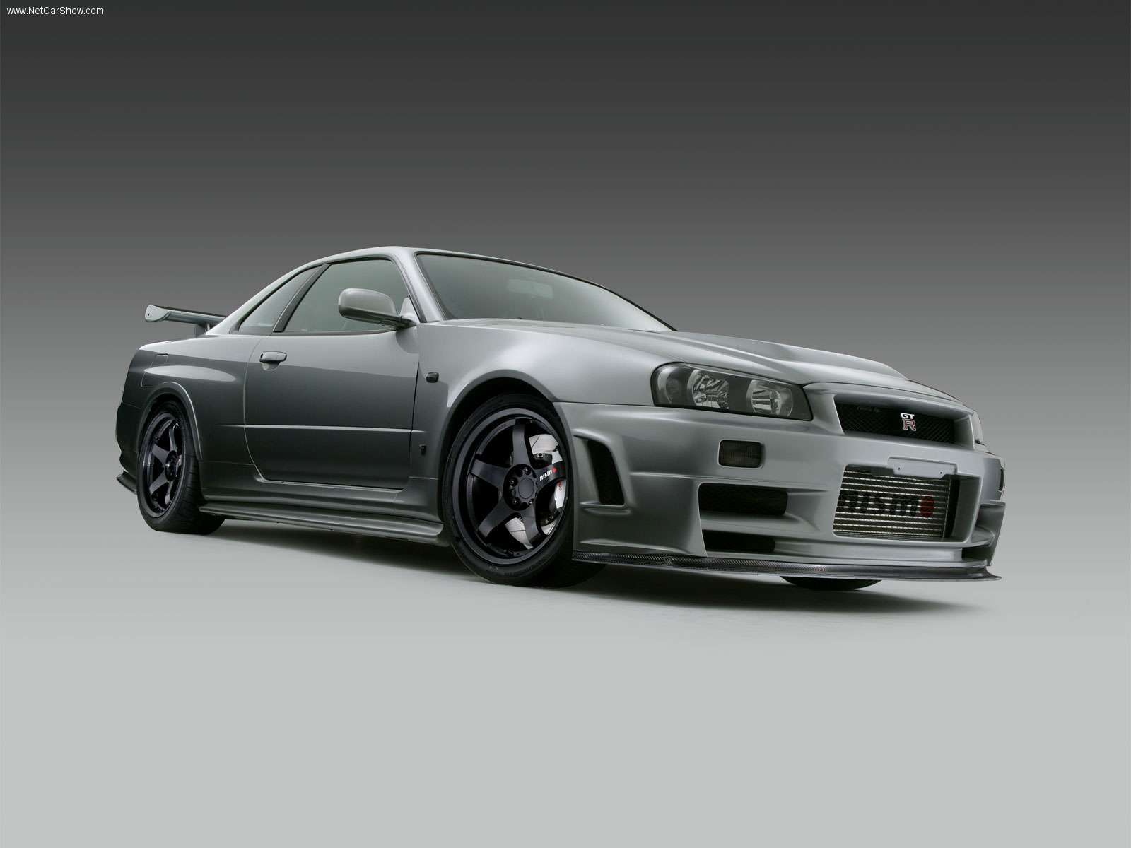 Nismo Nissan Skyline R34 Gtr Z Tune Wallpaper - Nissan Skyline Gtr R34 Nismo Z Tune - HD Wallpaper 