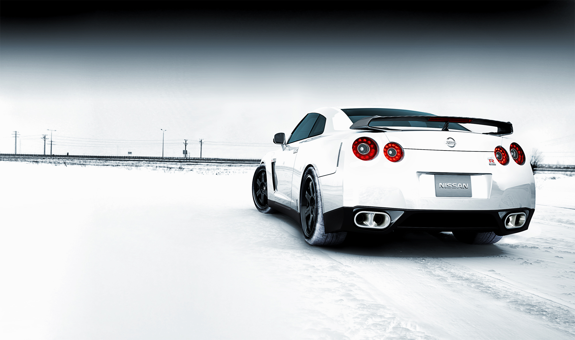 White Gtr Wallpaper Hd - HD Wallpaper 