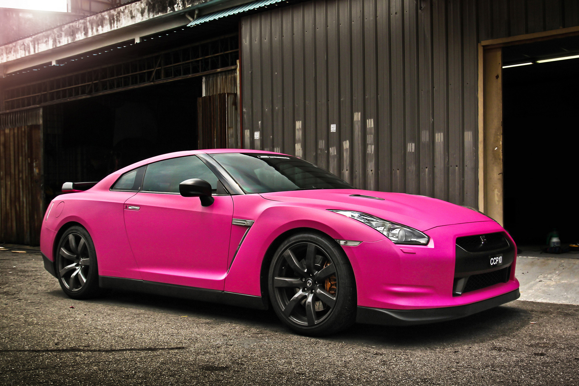 Nissan Gtr Wallpaper Nissan Gtr Wallpaper 
 Data-src - Hot Pink Gtr - HD Wallpaper 