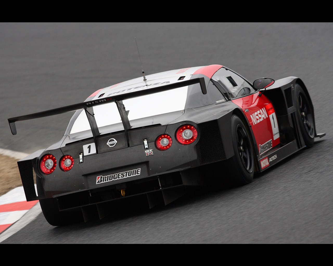 Nissan Gt-r - HD Wallpaper 