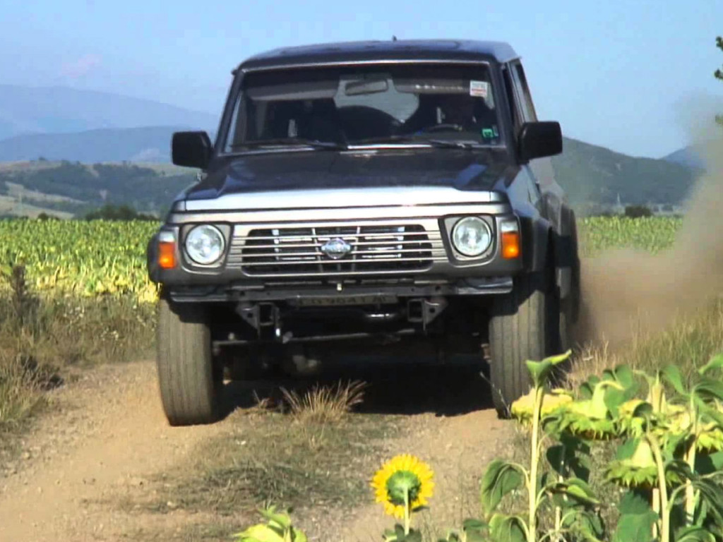 Nissan Patrol Rb25det - HD Wallpaper 