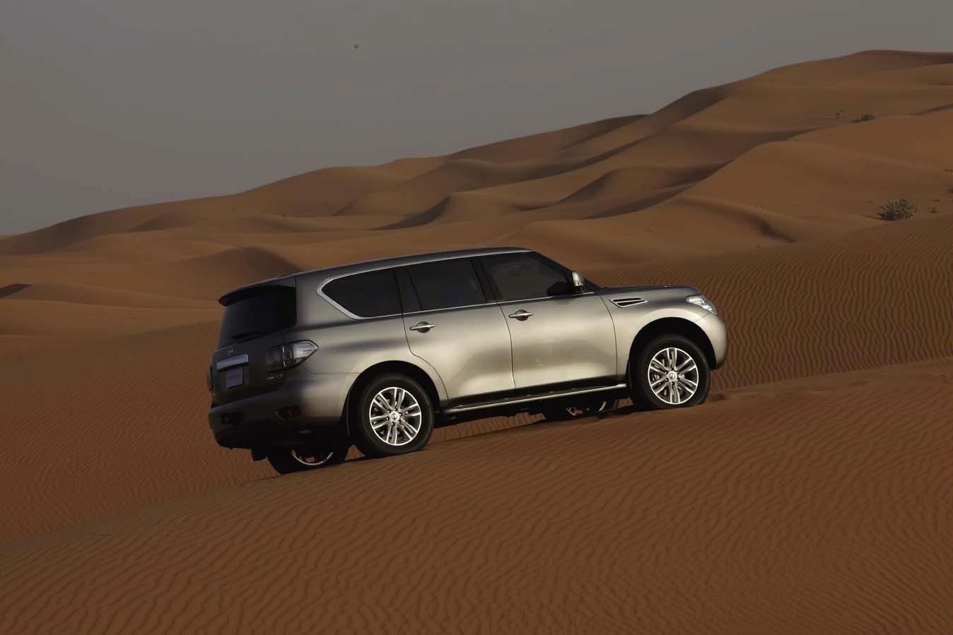 Nissan Patrol 2010 Wallpaper - Nissan Patrol 2010 - HD Wallpaper 