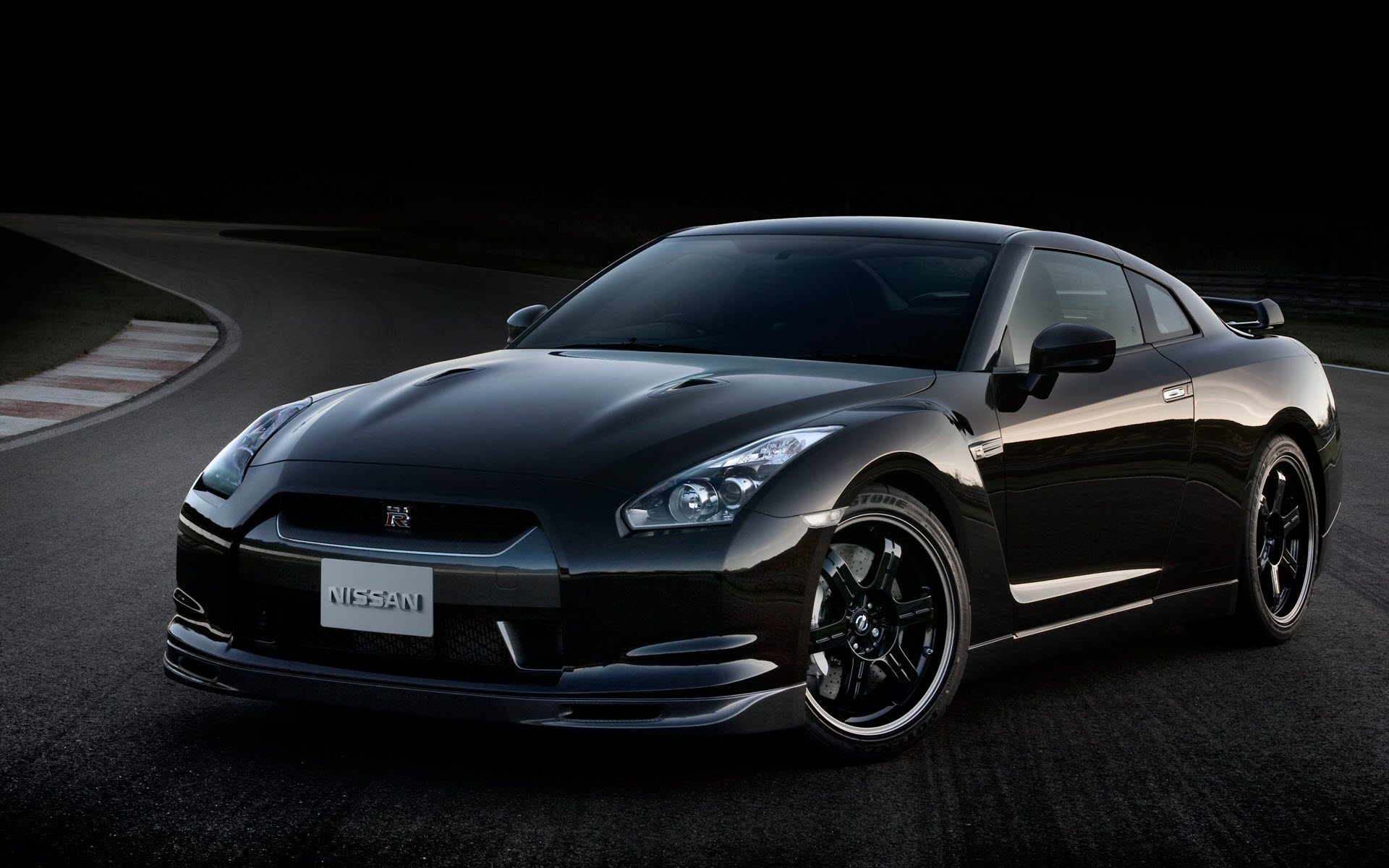 Car Nissan Gtr Specv Hd 296076 Wallpaper Wallpaper - Nissan Skyline Gt R 2011 - HD Wallpaper 