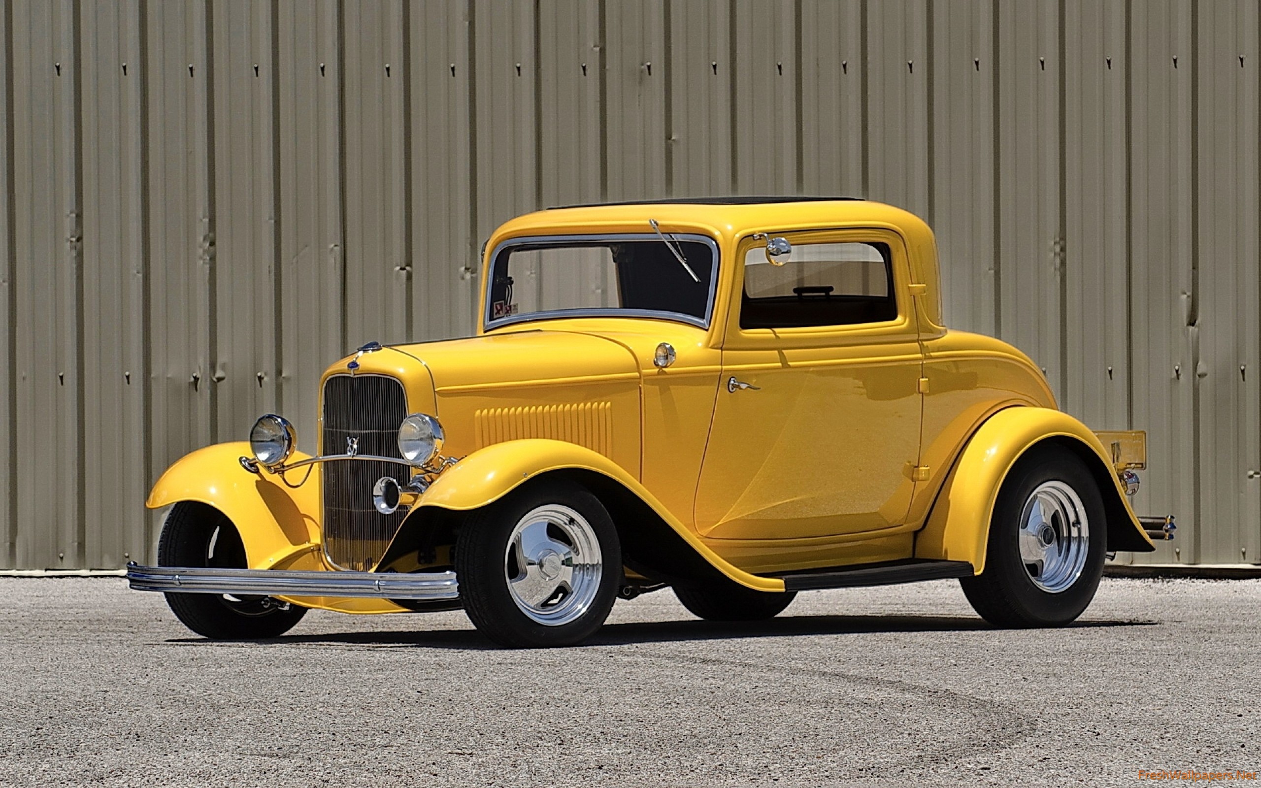 1932 Ford 3 Window Coupe Yellow - HD Wallpaper 