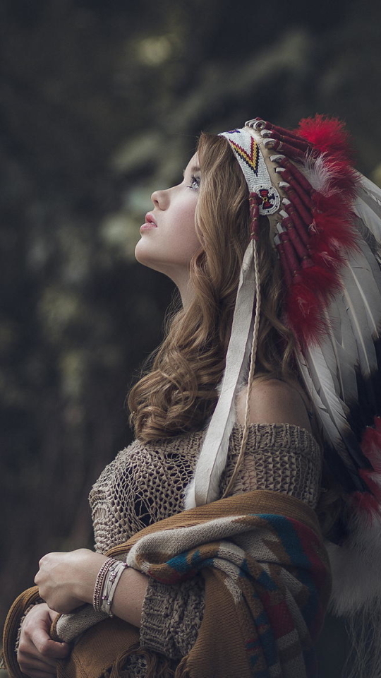 Red Indian Girl Wallpaper Mobile - HD Wallpaper 