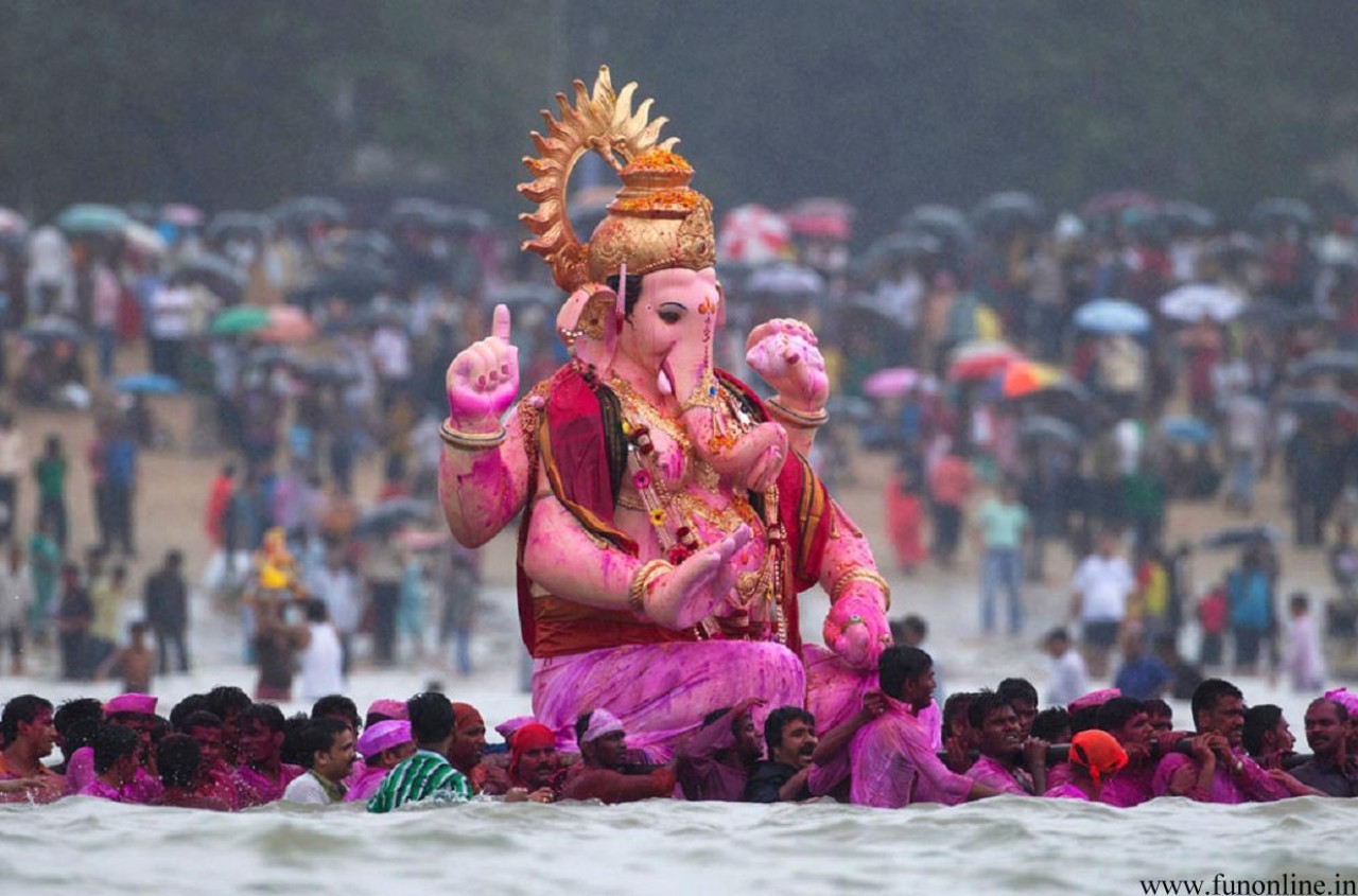 Mumbai Wallpapers, Download Wonderful City Mumbai Hd - Hindu Festivals - HD Wallpaper 