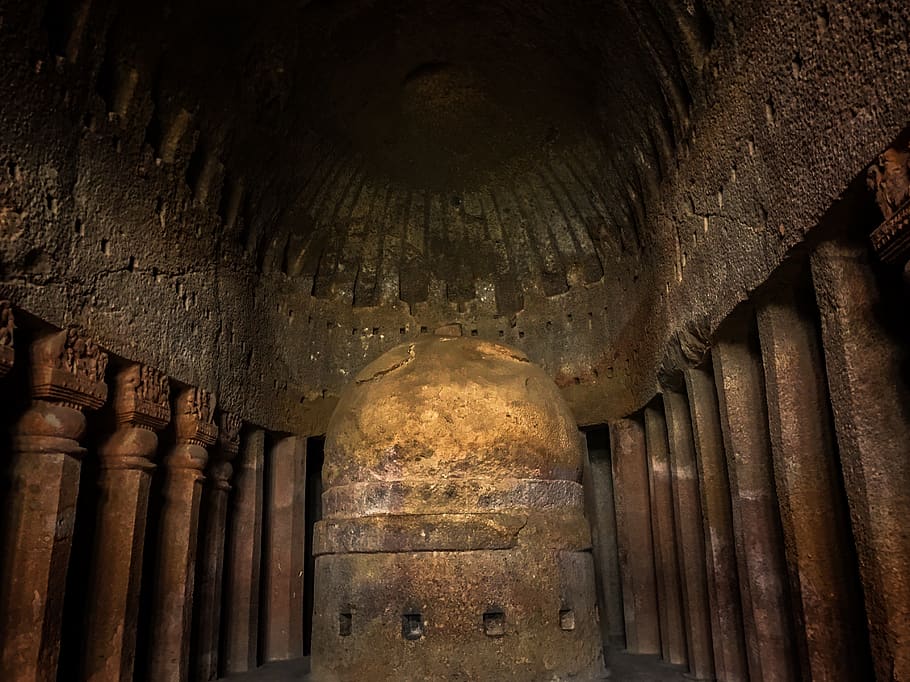 India, Mumbai, National Park - Kanheri Caves - HD Wallpaper 