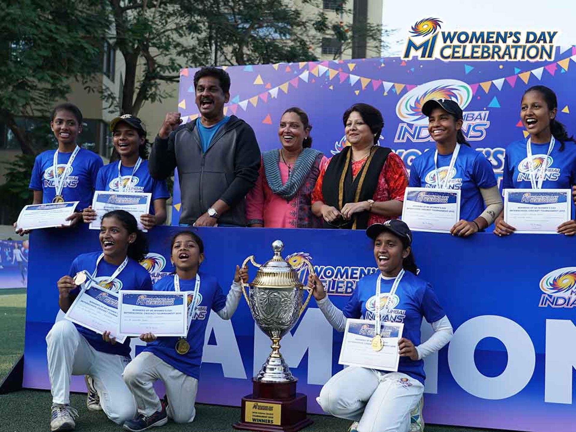 Mumbai Indians Team 2011 - HD Wallpaper 