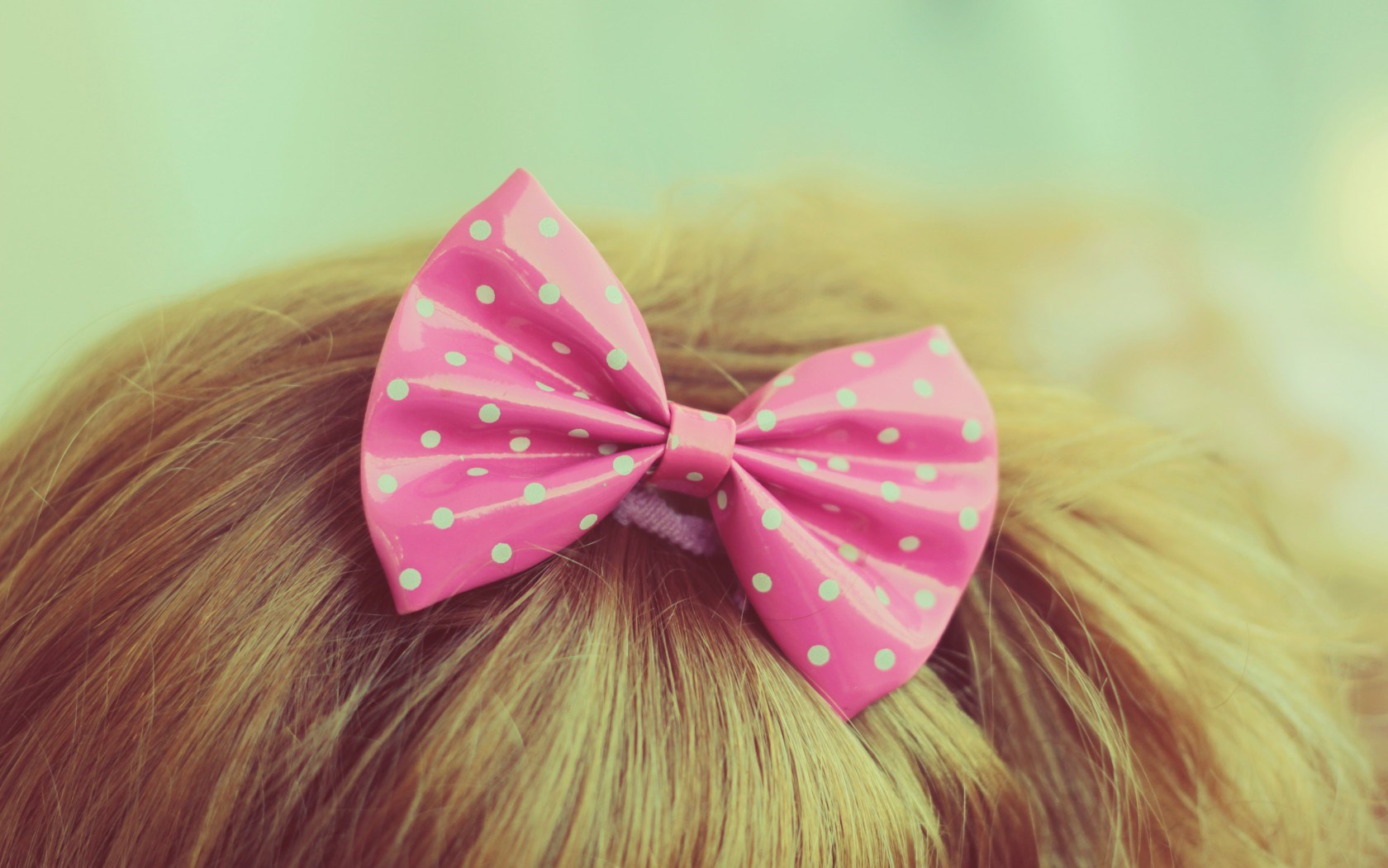 Blonde Bow Polka Dots Pink - HD Wallpaper 