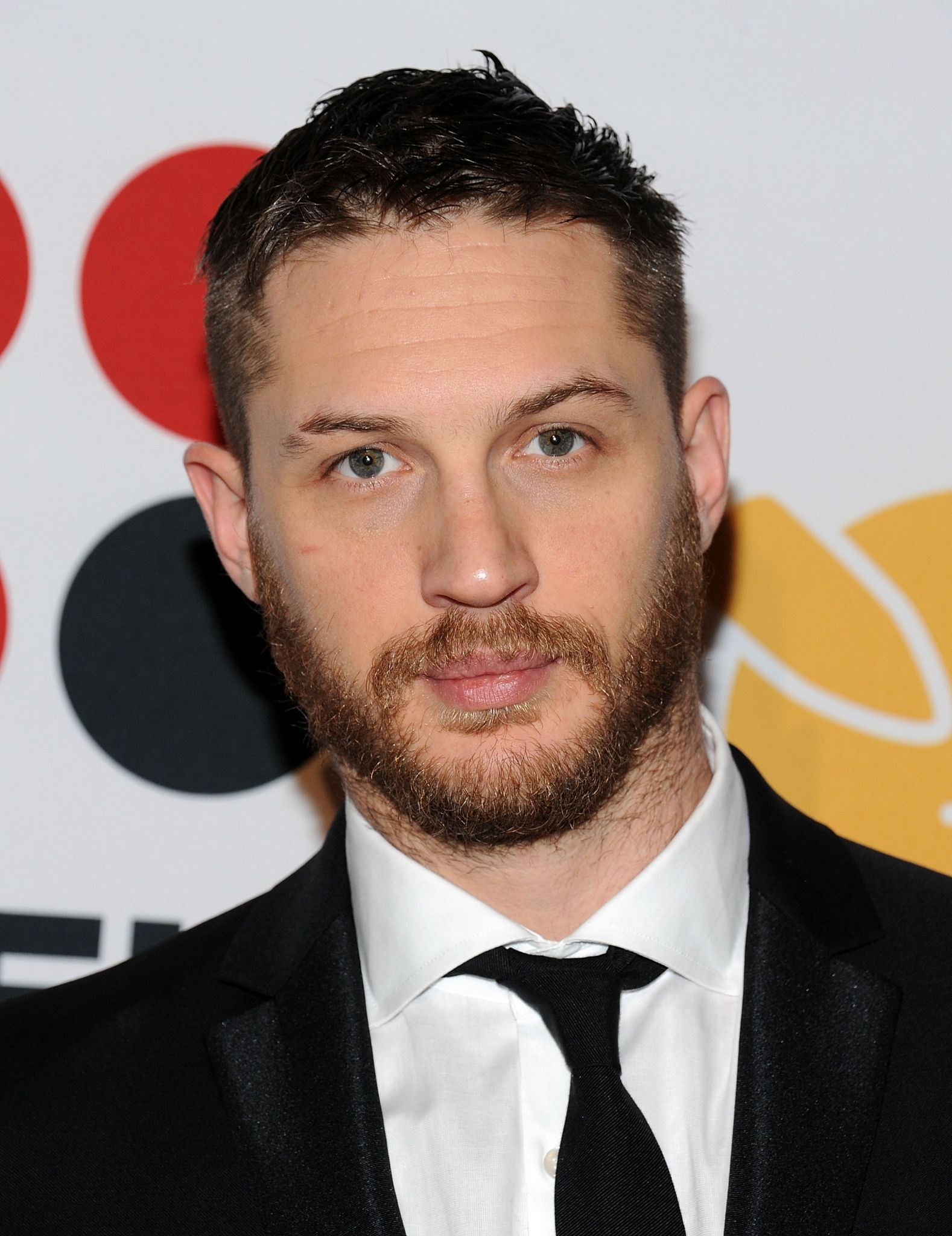 Tom Hardy - HD Wallpaper 