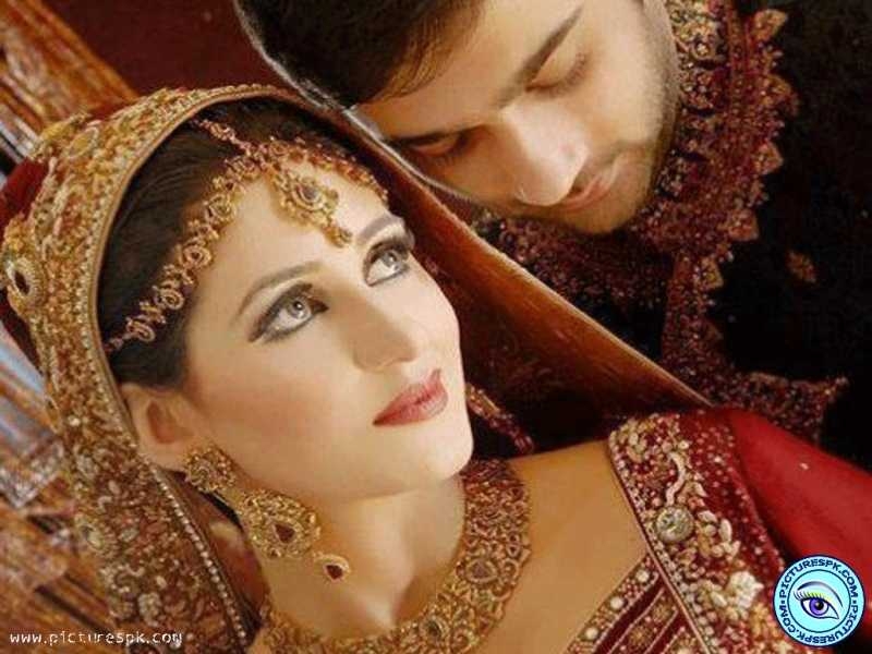 View Dulha And Dulhan Picture Wallpaper In X Resolution - Latest Bridal Jewellery In Pakistan - HD Wallpaper 