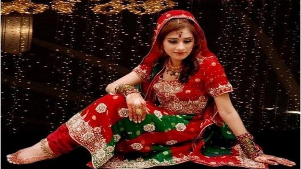 Nice Red Collection For Wedding Dress Wallpapers Free - Bridal In Red Dress - HD Wallpaper 