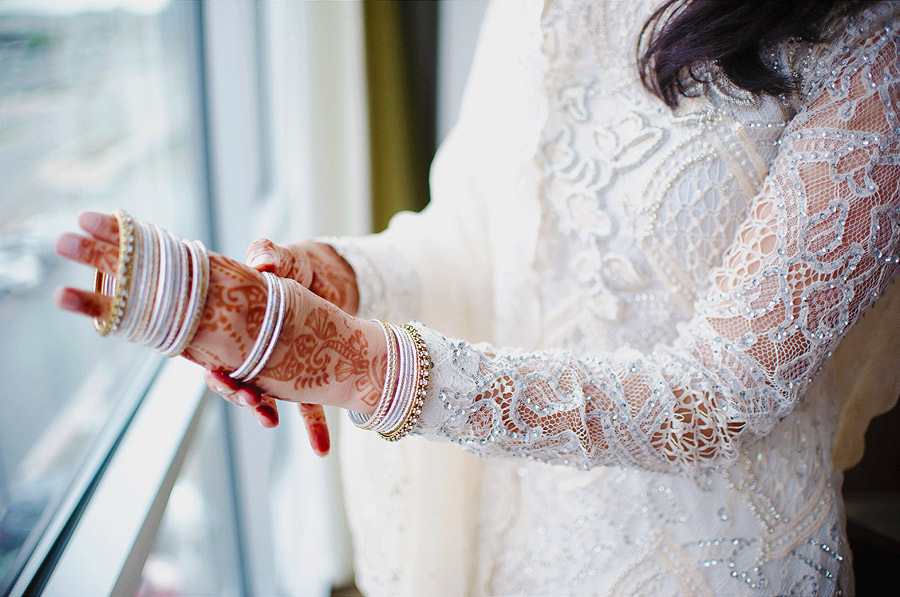 Bangles Image Beautiful Hands With Bangles 900x597 Wallpaper