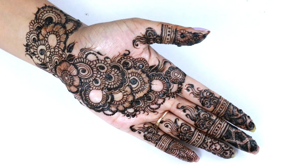Arabic Karva Chauth Mehndi Design - HD Wallpaper 
