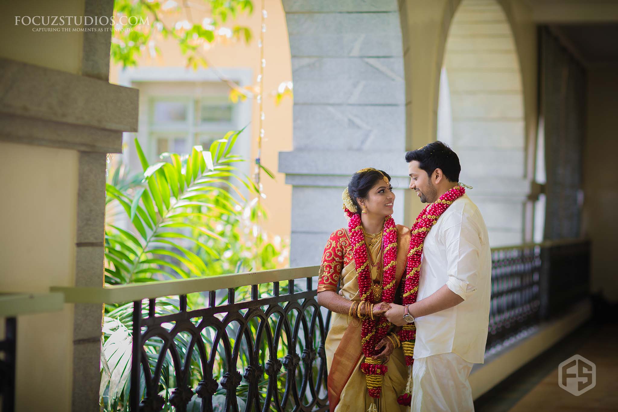 South Indian Wedding Couple Photography - Rite - HD Wallpaper 