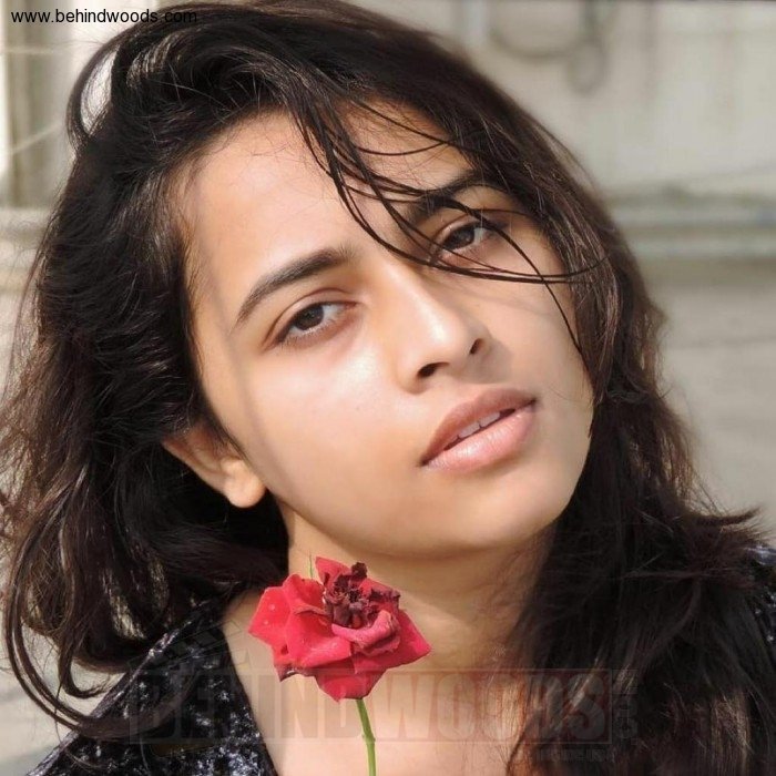 Sri Divya - HD Wallpaper 