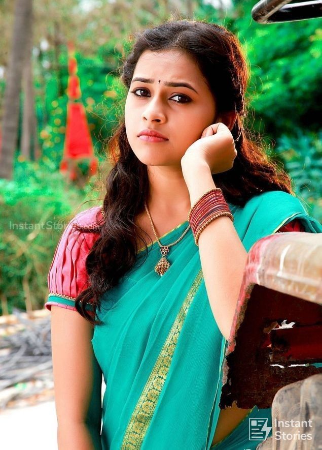 Sri Divya Latest Hot Hd Photos/wallpapers (9064) - Sri Divya Hd Photos Download - HD Wallpaper 