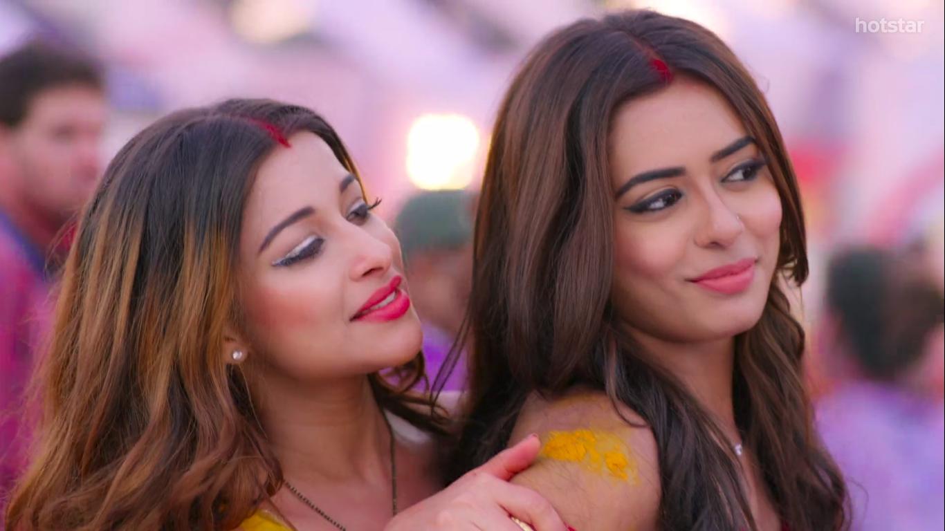 Sana Sayyad And Nyra Banerjee - HD Wallpaper 