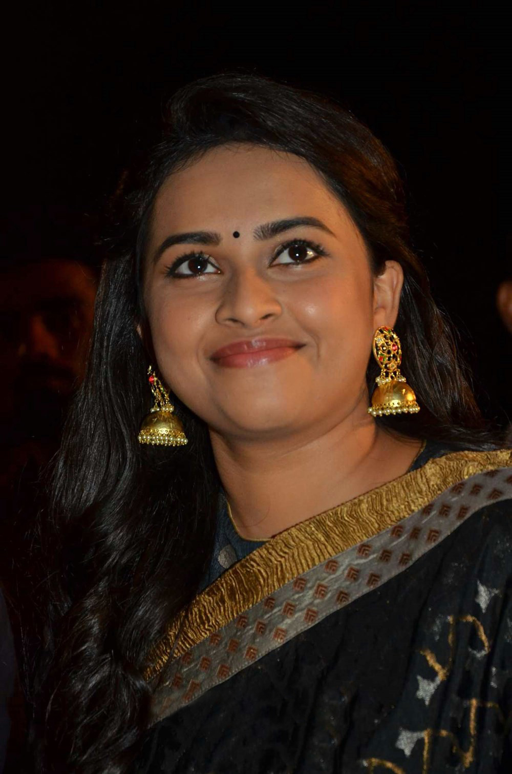 Actress Sri Divya Saree - HD Wallpaper 