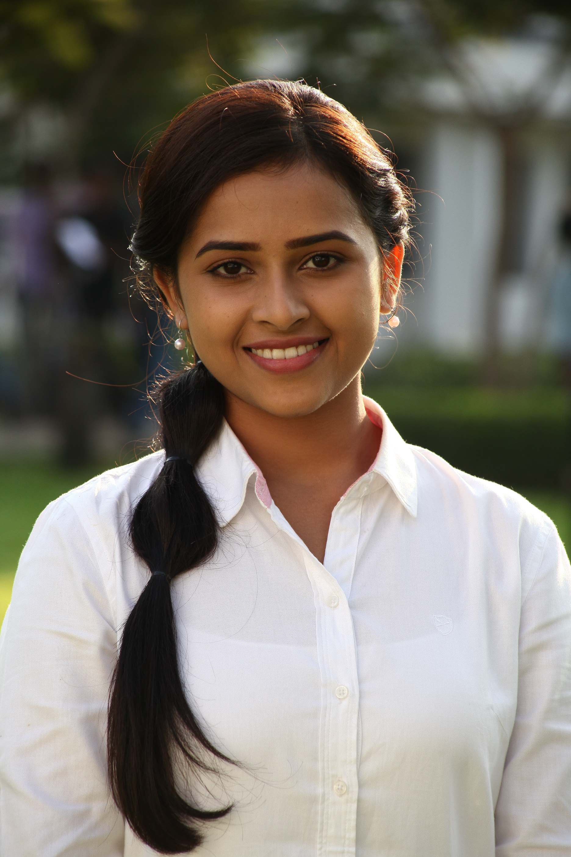 Eetti Movie Sri Divya - HD Wallpaper 