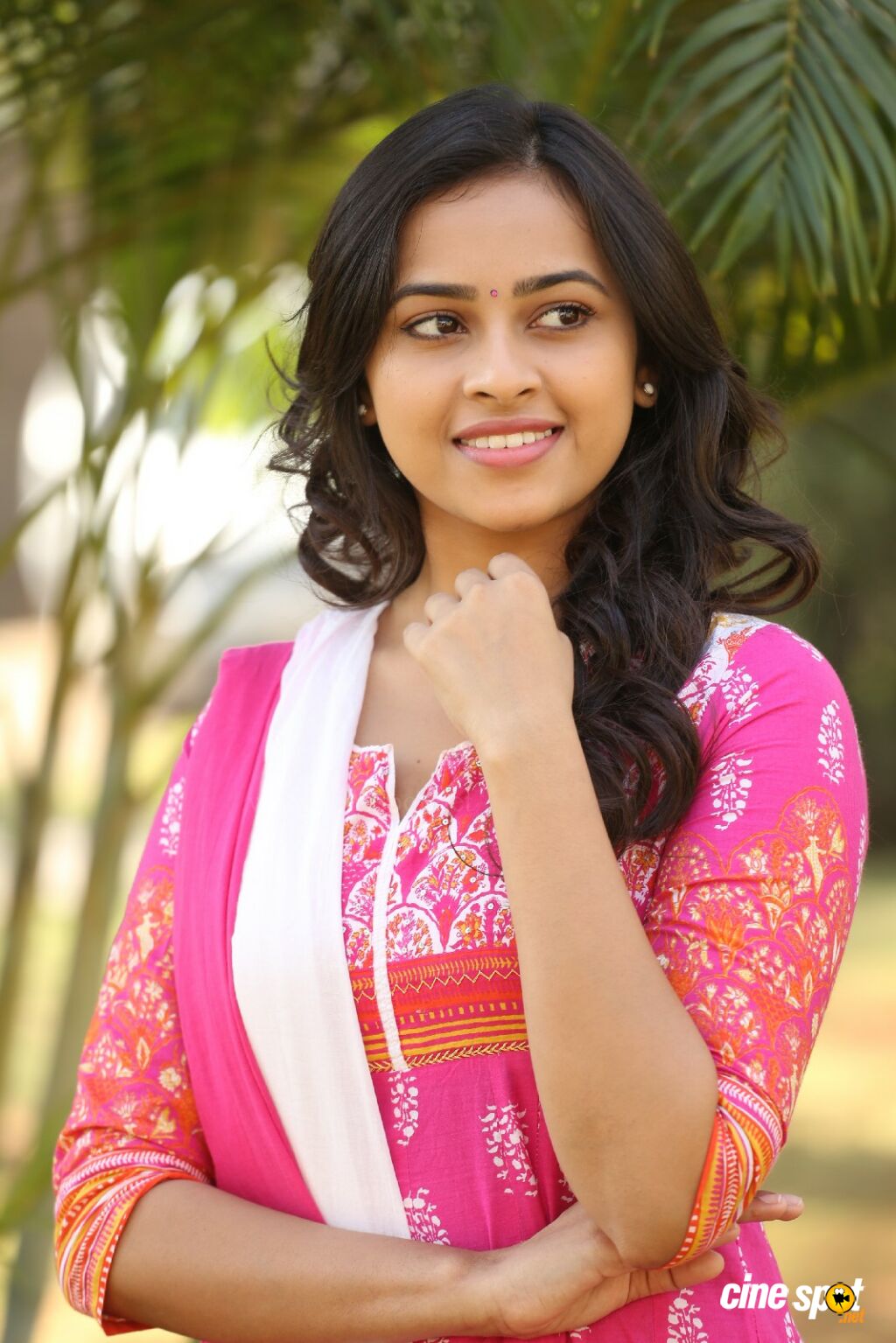 Kerintha Heroine Sri Divya - HD Wallpaper 