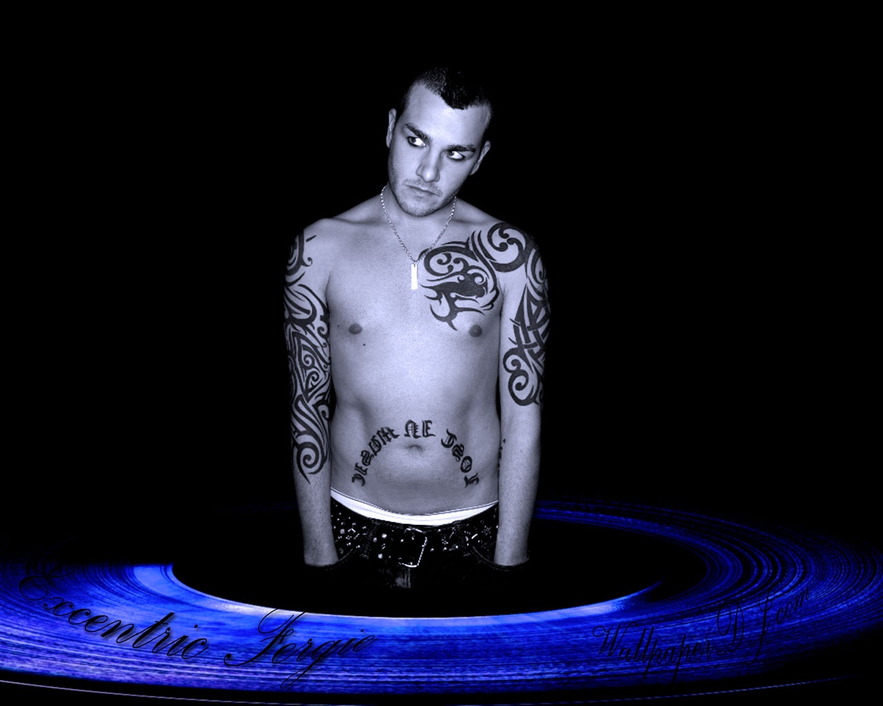 Excentric Fergie Hd And Wide Wallpapers - Visual Arts - HD Wallpaper 