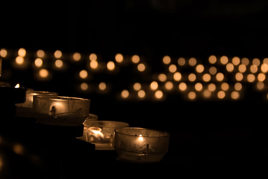 Turned On Tealight Candles, Candle Light, Church, Church - Night At Forest Lake Memorial - HD Wallpaper 