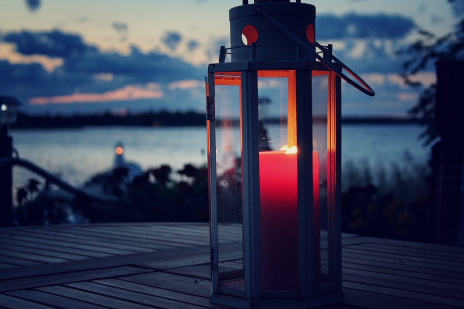 Beach With Candle Light - HD Wallpaper 