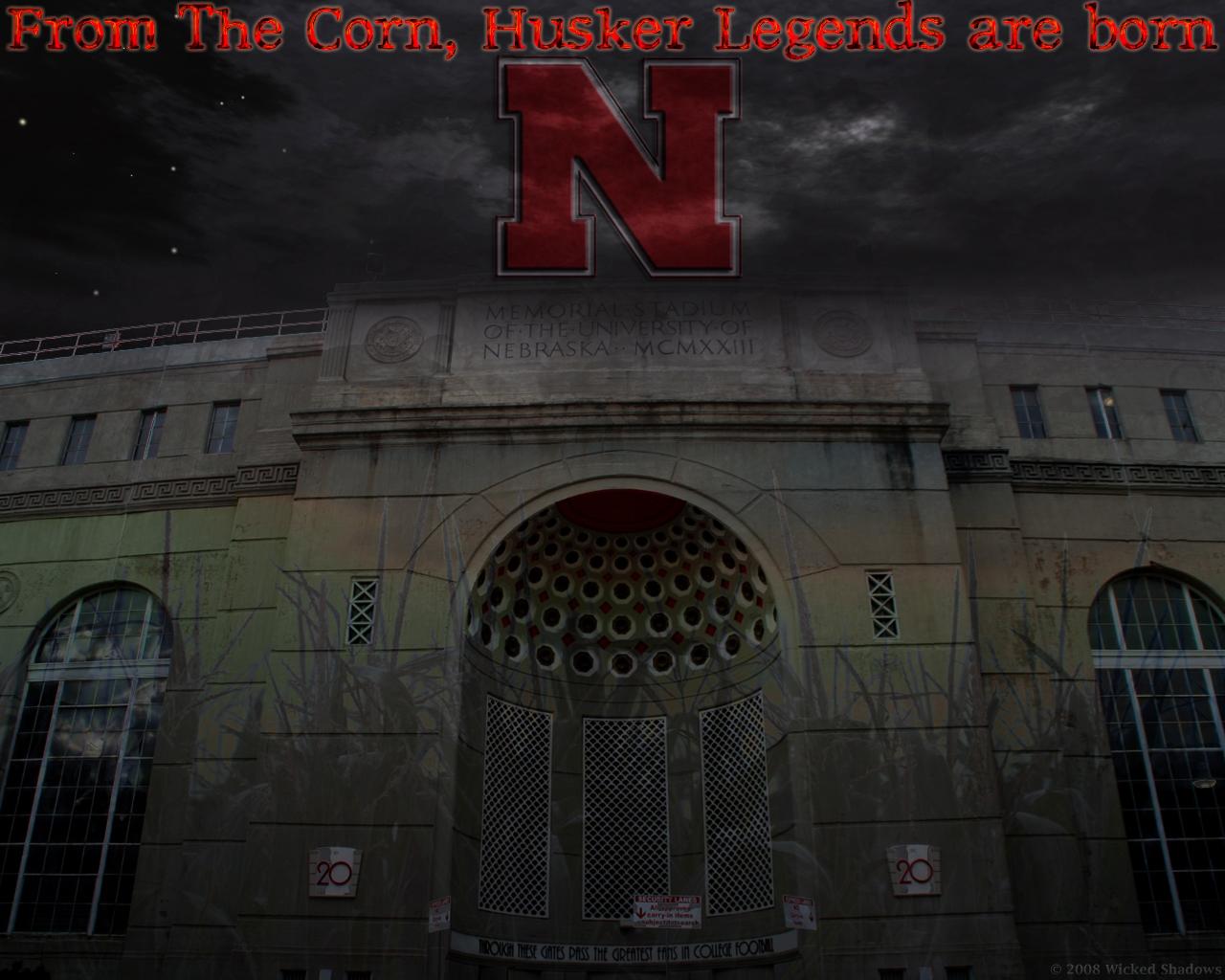 Nebraska Football Wallpaper - Nebraska Football - HD Wallpaper 