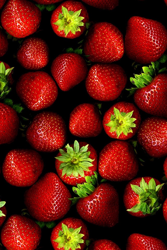 Strawberry Wallpapers For Mobile - HD Wallpaper 