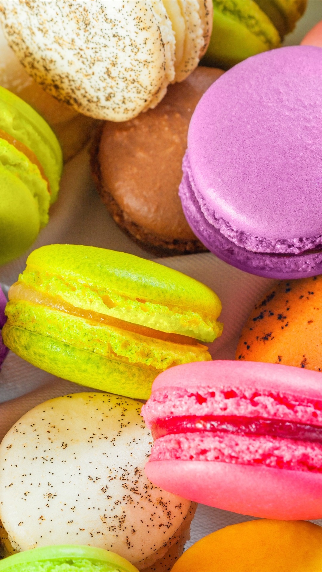 Iphone Wallpaper Colorful Almond Macarons, Sweet Food - Macaron Hd - HD Wallpaper 