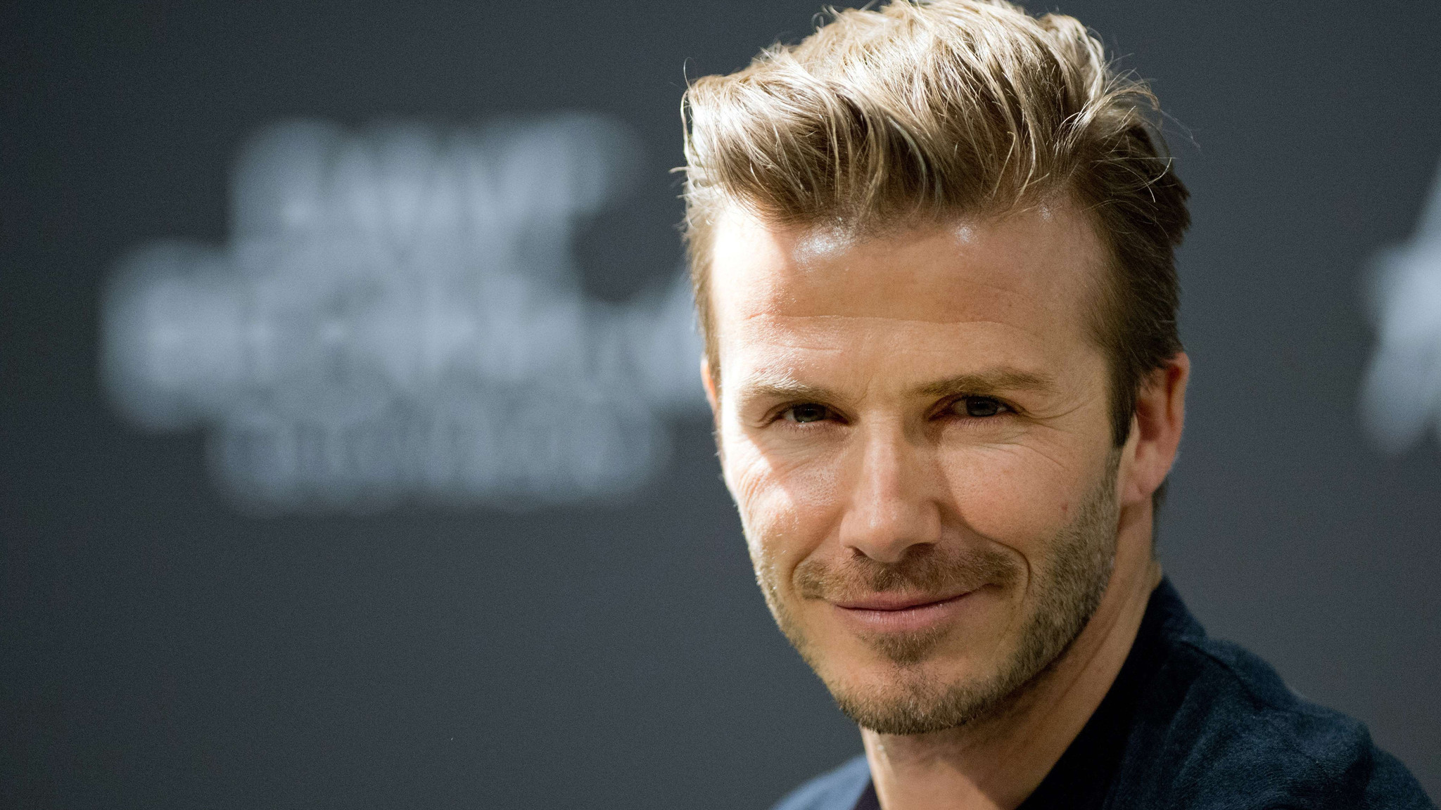 Nice Wallpapers David Beckham 2048x1152px - HD Wallpaper 