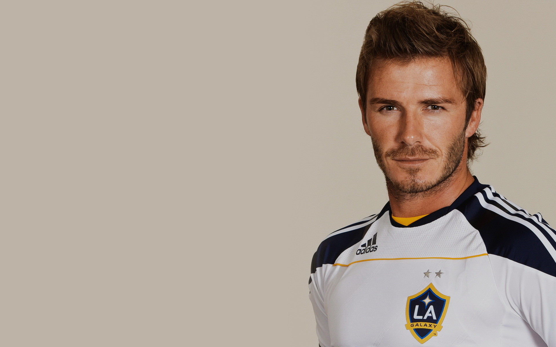 Wallpaper And Background Photos Of David Beckham Cover - David Beckham Graphic - HD Wallpaper 