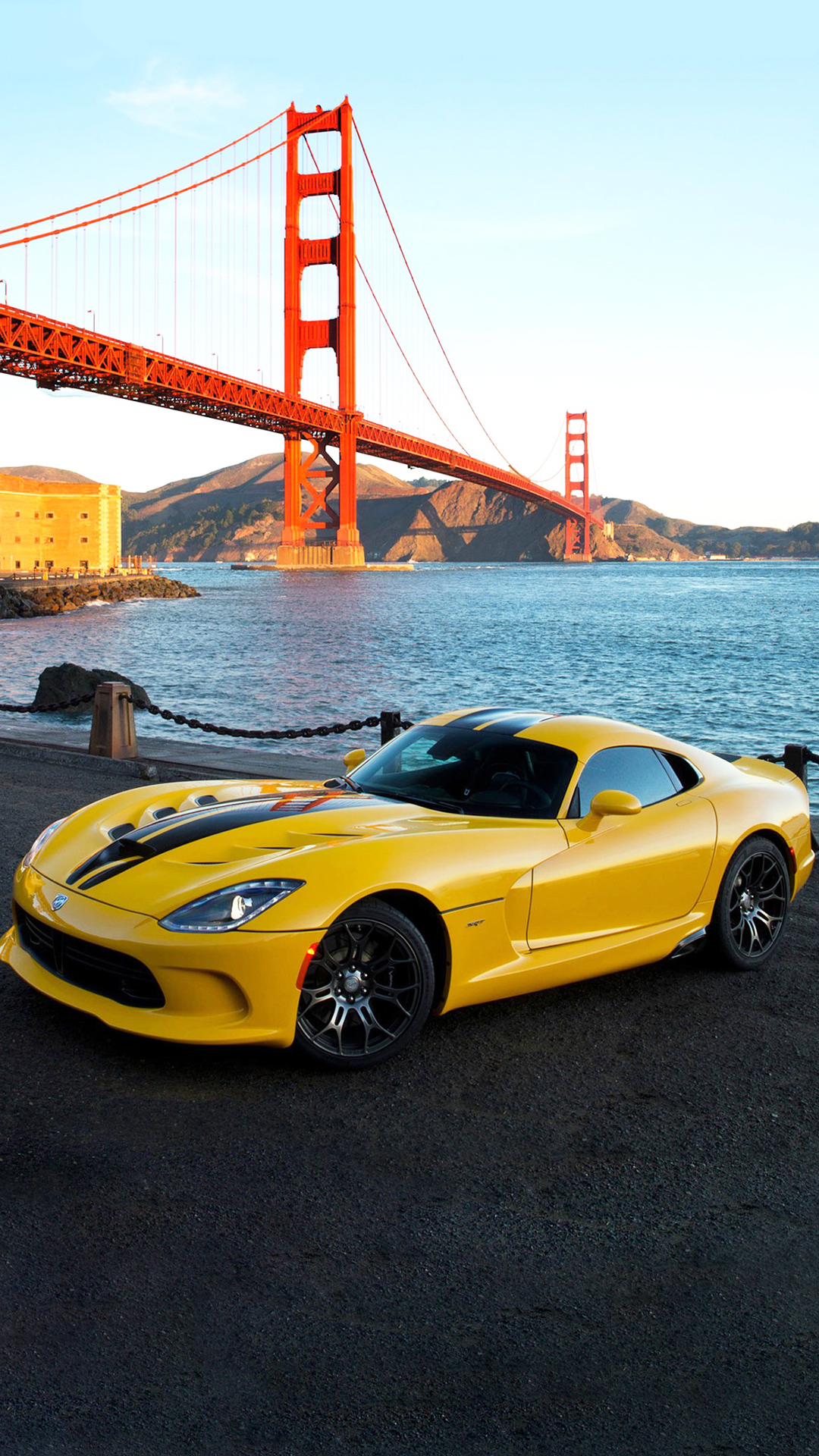 Dodge Srt Viper Wallpaper - Golden Gate Bridge - HD Wallpaper 