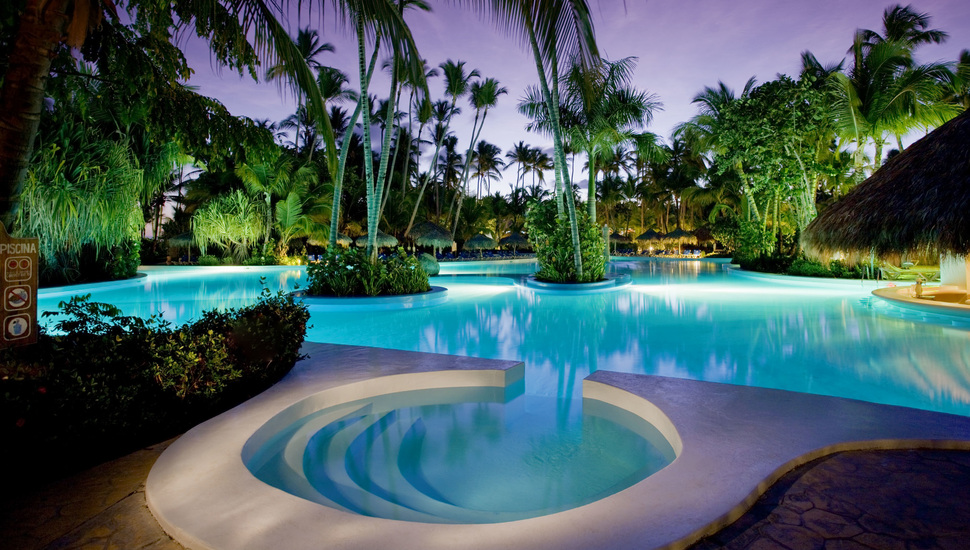 Hotel, Exterior, Meria, Caribe, Pool, Tropical - Melia Caribe Beach Resort - HD Wallpaper 
