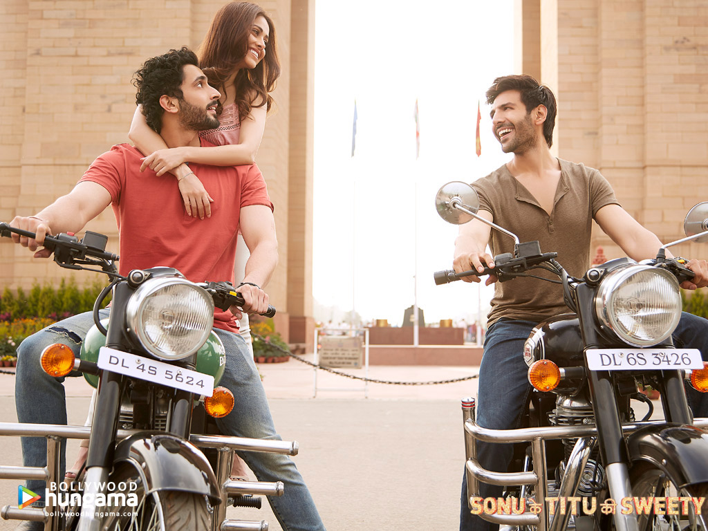 Sonu Ke Titu Sweety House - HD Wallpaper 