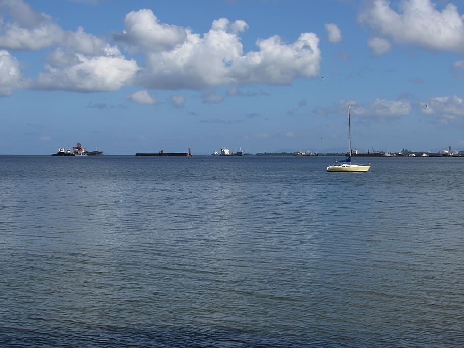 Trinidad And Tobago, Nautical Vessel, Water, Sky, Transportation, - Sea - HD Wallpaper 