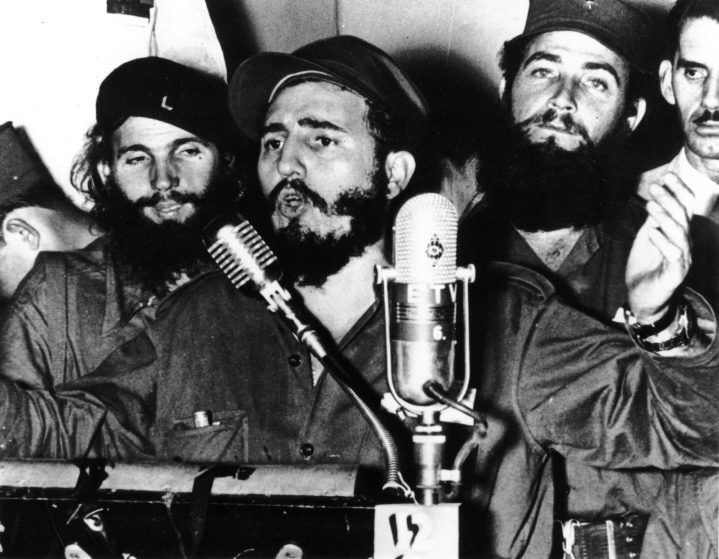10 29 Cuba Fidel Castro - Cuban Revolution Castro - HD Wallpaper 