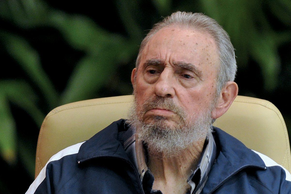 World Nb20 Fidel Castro - Fidel Castro 2012 - HD Wallpaper 