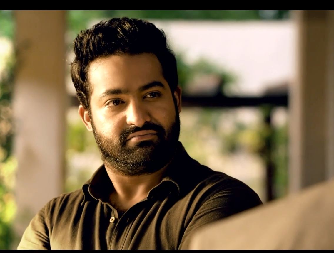 Crzclzsvuaiqfcs - Janatha Garage Images Hd - HD Wallpaper 