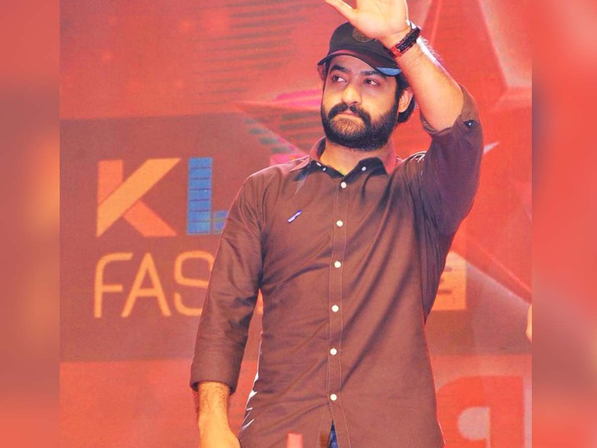 Entha Manchi Vadavura Pre Release Ntr Hd - HD Wallpaper 