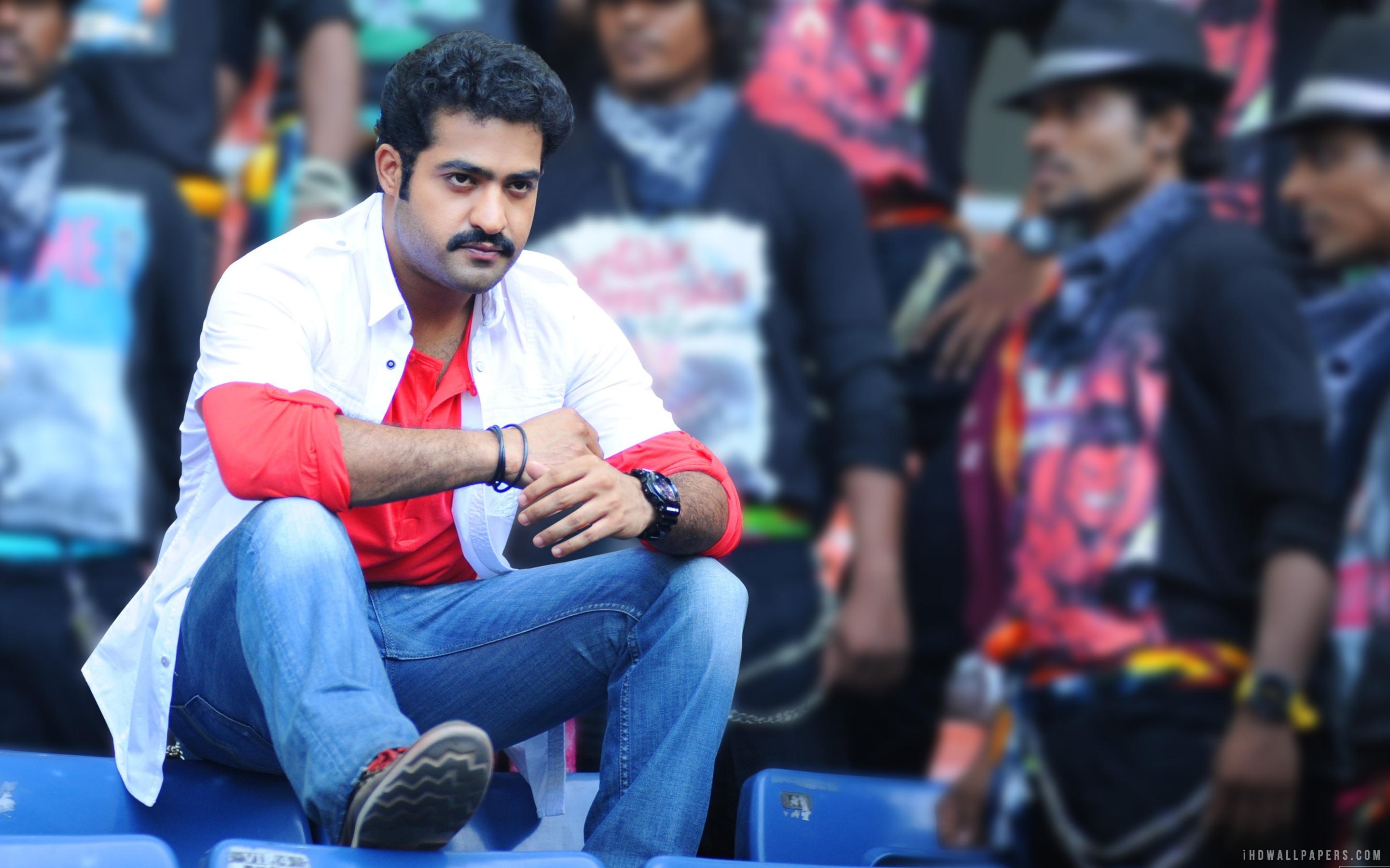 Ntr Ramayya Vasthavayya Movie - HD Wallpaper 